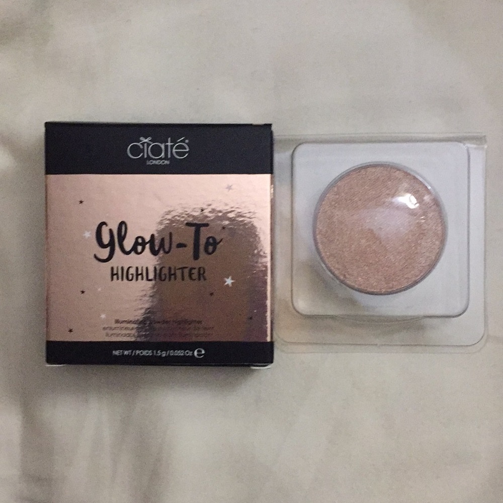 Ciate London Glow-To Highlighter in Moondust